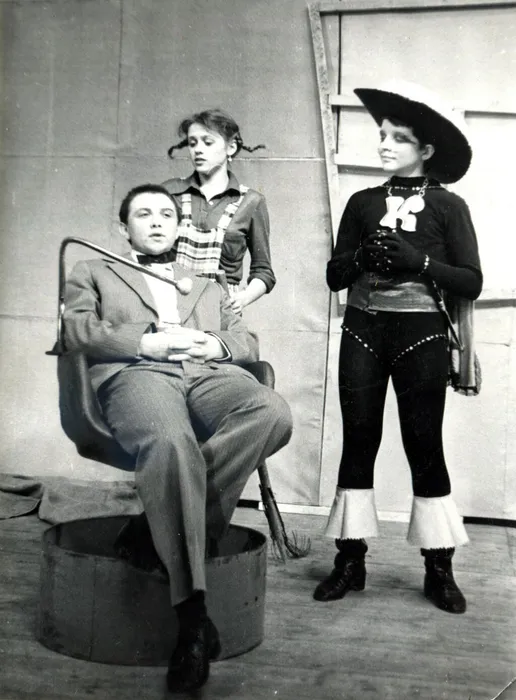 7КП 26052. Сцена из спектакля Ведьма на каникулах. 1979 г