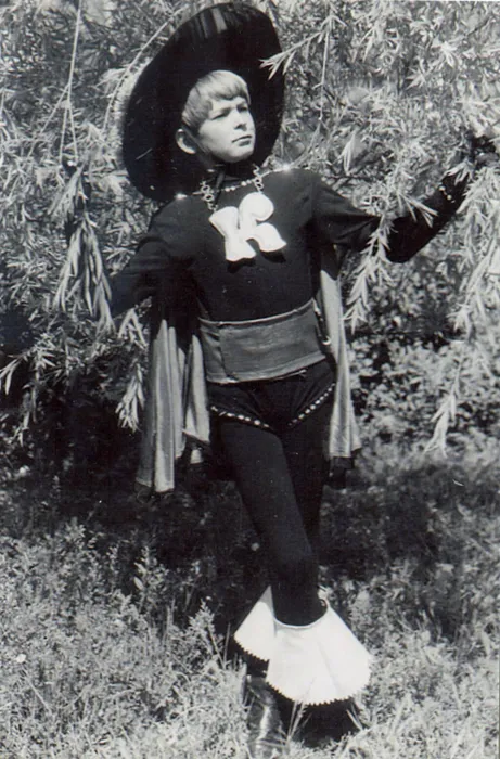 8НВ 10091. Сцена из спектакля Ведьма на каникулах. 1979 г